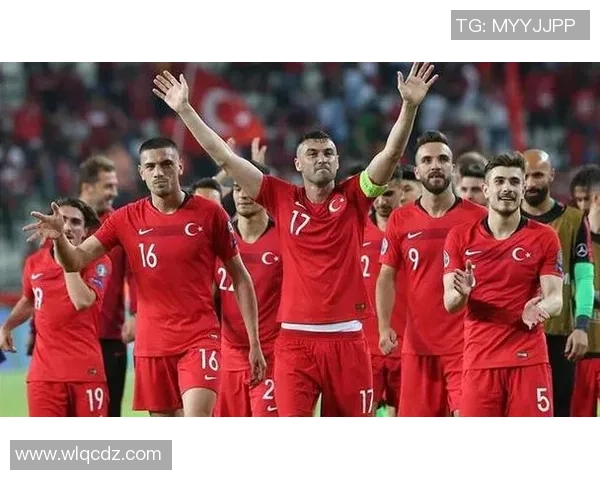 土耳其足球界的魅力代表他是谁让球迷为之疯狂