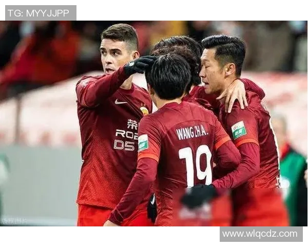 央视揭晓全球足球明星名单引发球迷热议与期待