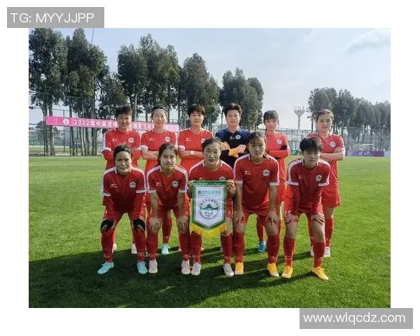 重庆足球队心理素质强劲跻身全国第三名展现团队精神与竞技实力